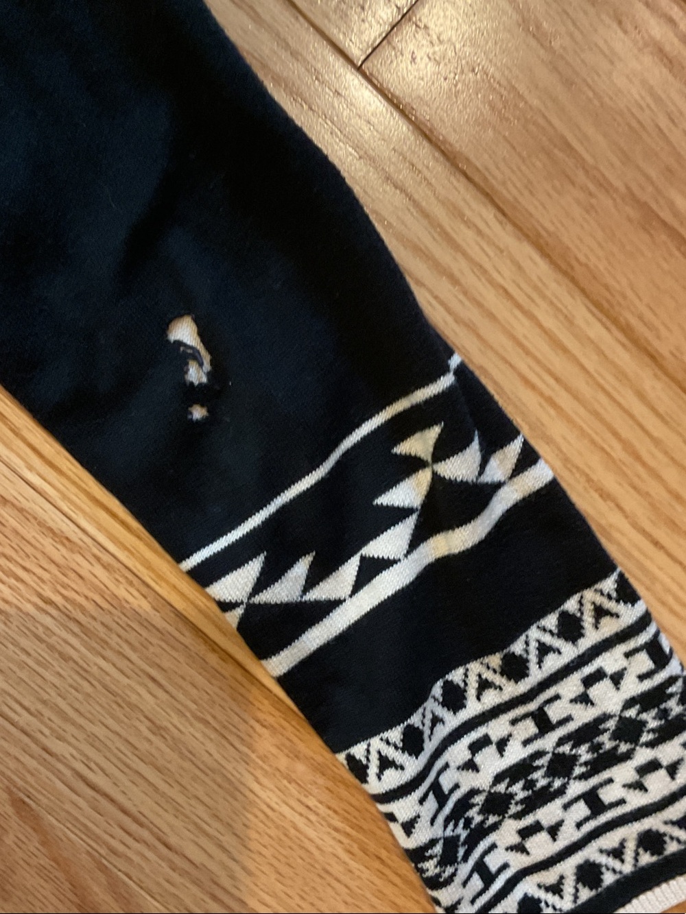 Flying Tomato Black Cream Aztec Women's Sweater Cardigan large distressed elbows - Picture 12 of 13